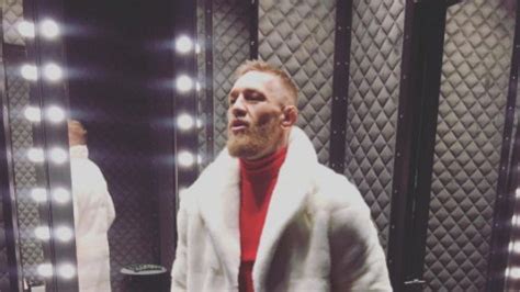 gucci mcgregor sunglasses|UFC Star Conor McGregor Wears Gucci to His Weigh .